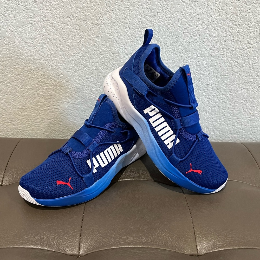 Little Kids Puma Sneakers Size 13